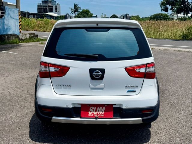 車頂行李架/抬頭顯示器/胎壓偵測/恆溫空調/導航/後座分離倒覆  第17張相片