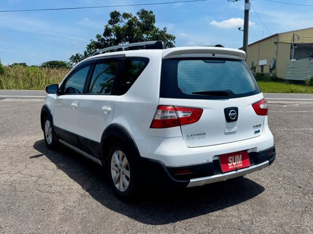 車頂行李架/抬頭顯示器/胎壓偵測/恆溫空調/導航/後座分離倒覆  第18張相片
