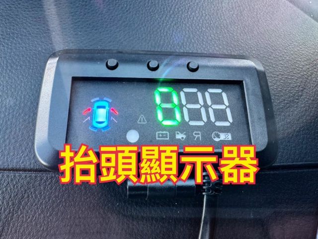 ( 後斗蓋板+車斗軟墊 ) 定速/抬頭顯示器/多功能安卓機/防滑  第6張相片