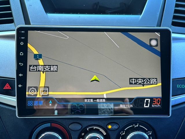 ( 後斗蓋板+車斗軟墊 ) 定速/抬頭顯示器/多功能安卓機/防滑  第7張相片