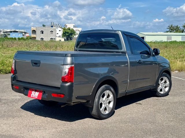 ( 後斗蓋板+車斗軟墊 ) 定速/抬頭顯示器/多功能安卓機/防滑  第14張相片
