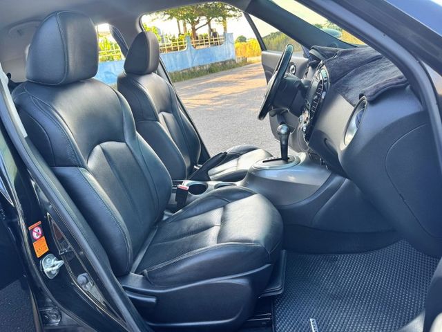 免鑰匙/加熱椅/恆溫空調/倒車顯影/導航/胎壓偵測/  第16張相片