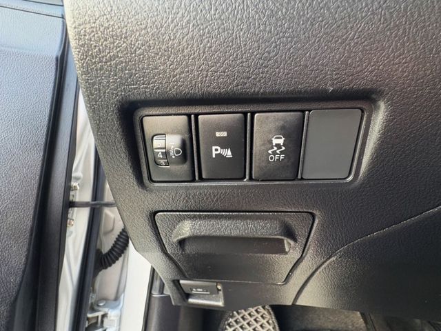 ( 原廠保養 ) 經典代步神車 好開+省油+低消磨  第6張相片