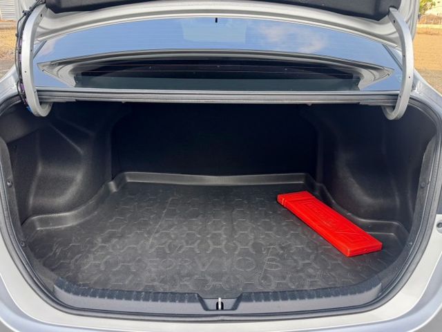 ~ 便宜省油代步車首選 ~  第10張相片