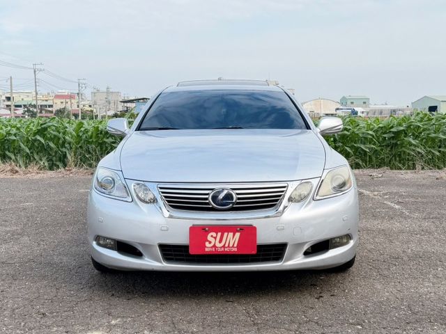 免鑰匙/電動椅/方向盤快控鍵/導航/倒車顯影/定速/通風椅/  第2張相片