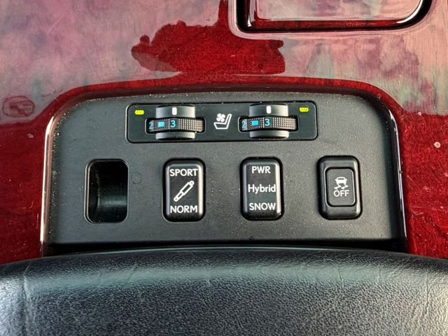 免鑰匙/電動椅/方向盤快控鍵/導航/倒車顯影/定速/通風椅/  第11張相片