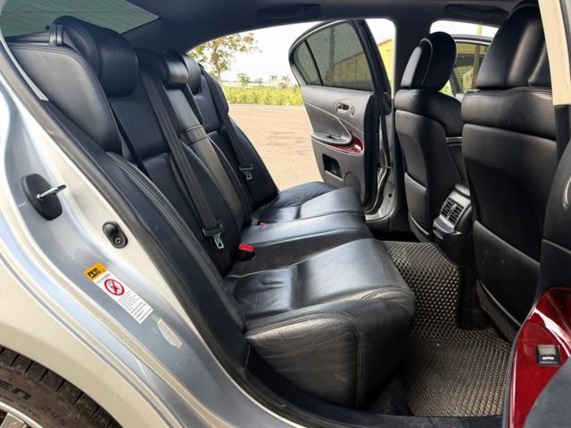 免鑰匙/電動椅/方向盤快控鍵/導航/倒車顯影/定速/通風椅/  第15張相片