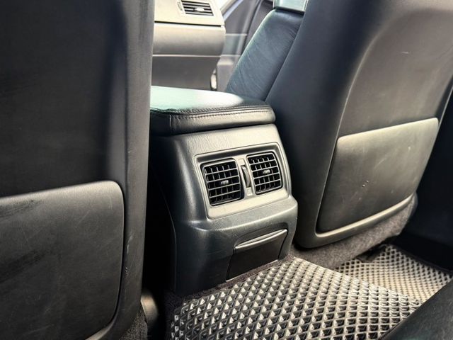 免鑰匙/電動椅/方向盤快控鍵/導航/倒車顯影/定速/通風椅/  第16張相片