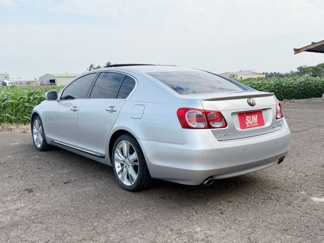 免鑰匙/電動椅/方向盤快控鍵/導航/倒車顯影/定速/通風椅/  第19張相片