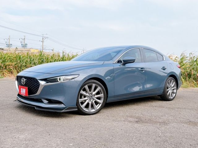 免鑰匙/定速/電動椅/環景/盲點/跟車/記憶座椅/車道置中/抬頭顯示器  第1張相片