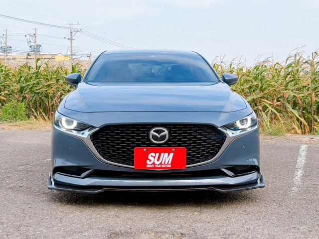 免鑰匙/定速/電動椅/環景/盲點/跟車/記憶座椅/車道置中/抬頭顯示器  第2張相片