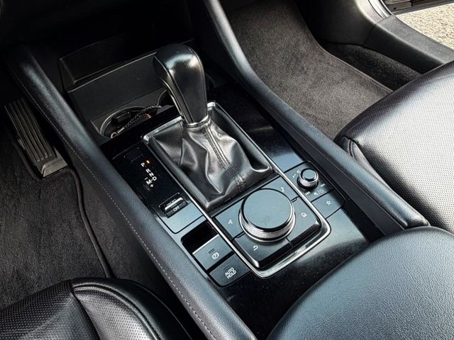 免鑰匙/定速/電動椅/環景/盲點/跟車/記憶座椅/車道置中/抬頭顯示器  第11張相片