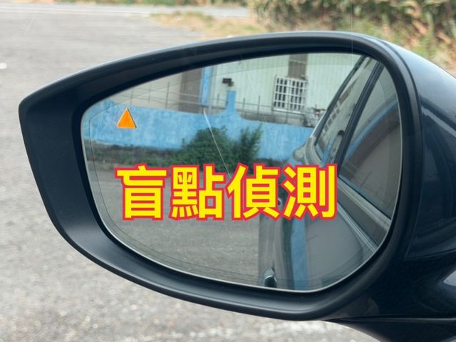 免鑰匙/定速/電動椅/環景/盲點/跟車/記憶座椅/車道置中/抬頭顯示器  第12張相片