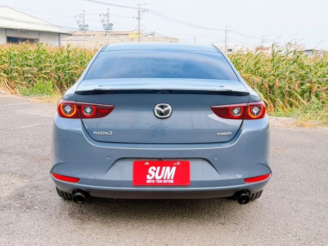 免鑰匙/定速/電動椅/環景/盲點/跟車/記憶座椅/車道置中/抬頭顯示器  第19張相片