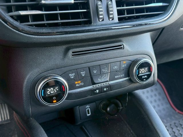 ( St-Line ) 免鑰匙/摸門/雙區恆溫/抬頭顯示/多功能方向盤/導航/跟車/車道維持/換檔撥片  第8張相片