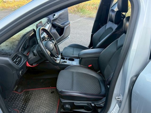 ( St-Line ) 免鑰匙/摸門/雙區恆溫/抬頭顯示/多功能方向盤/導航/跟車/車道維持/換檔撥片  第9張相片