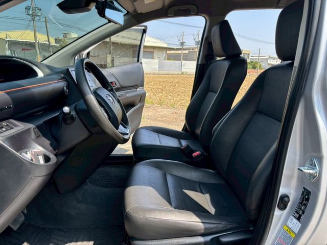 ( 五人座 小改款 ) 免鑰匙/摸門/電動滑門/車道偏移/預警碰撞/自動感應遠燈功能/多功能螢幕顯示/前後行車紀錄器/  第10張相片