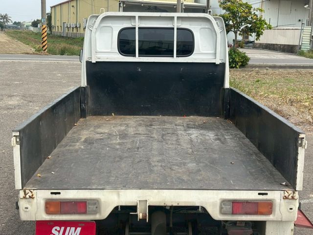 賺錢好幫手 !  擁有升降尾門  第10張相片