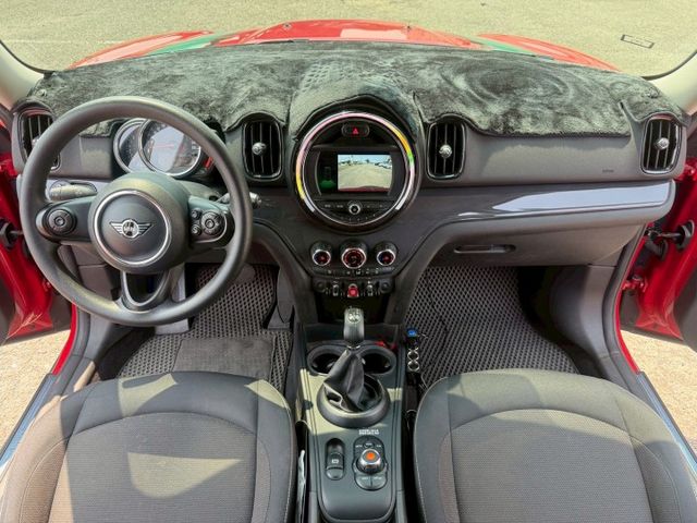 ( COOPER COUNTRY ) 免鑰匙/雙區恆溫/感應式頭燈/倒車顯影/藍芽  第3張相片