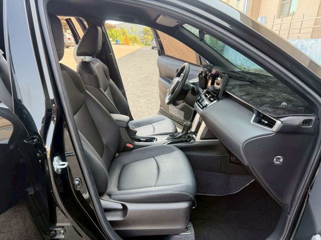 免鑰匙/摸門/恆溫空調/倒車顯影/跟車/車道維持  第11張相片