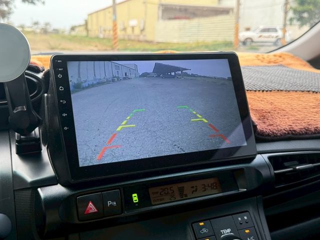 ( 7人座 ) 定速/倒車顯影/抬頭顯示器/後排出風口  第9張相片