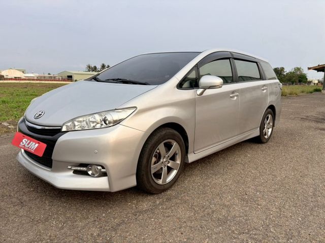 ( 7人座) 前後行車記錄器/音響快控鍵/恆溫空調/後座出風口  第1張相片