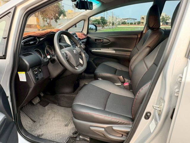 ( 7人座) 前後行車記錄器/音響快控鍵/恆溫空調/後座出風口  第5張相片