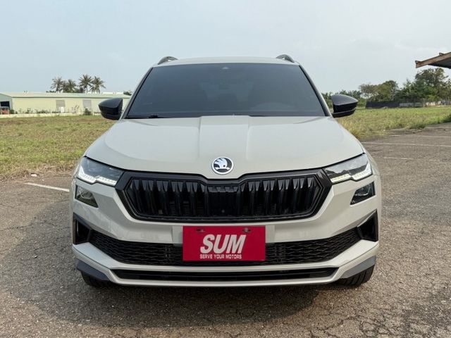 ( 1.5 TSI ) 免鑰匙/環景/定速/電動椅/電尾門/盲點/跟車/導航  第2張相片