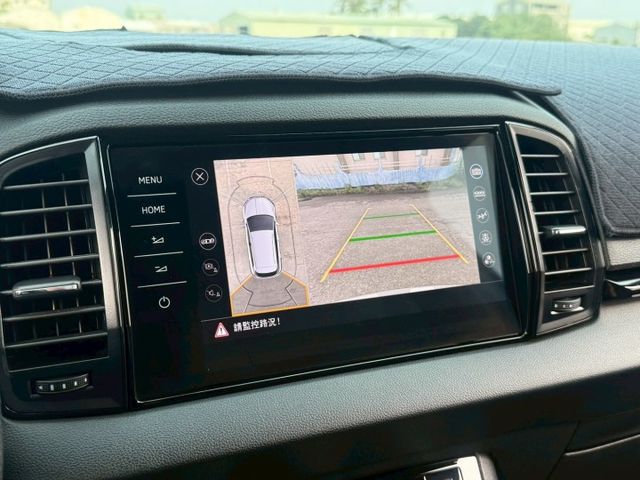 ( 1.5 TSI ) 免鑰匙/環景/定速/電動椅/電尾門/盲點/跟車/導航  第7張相片