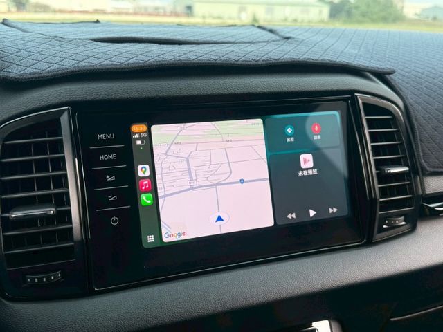 ( 1.5 TSI ) 免鑰匙/環景/定速/電動椅/電尾門/盲點/跟車/導航  第9張相片