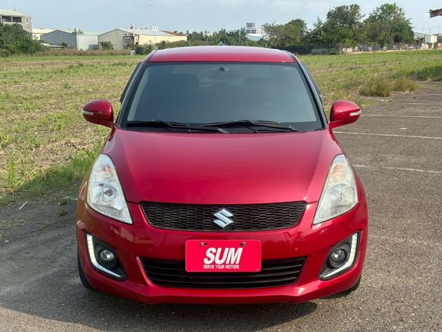 定速/免鑰匙/方向盤快控鍵/倒車顯影/導航/後座分離倒覆  第2張相片