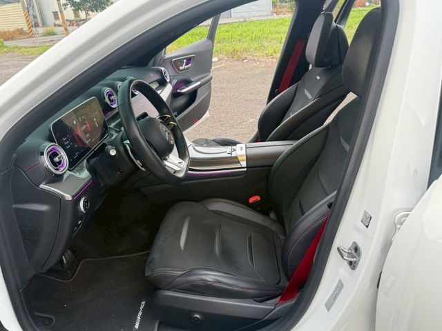 ( AMG Estate 總代理 ) AMG夜色套件/23P智慧駕駛/多光束頭燈/柏林之音/全景天窗/盲點偵測/電熱椅  第12張相片