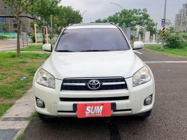 甜甜價 便宜代步休旅車  第2張相片