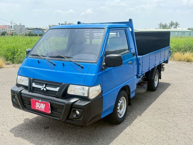 ( 生財工具 ) 電動升降尾門/車斗軟墊/倒車顯影  第1張相片