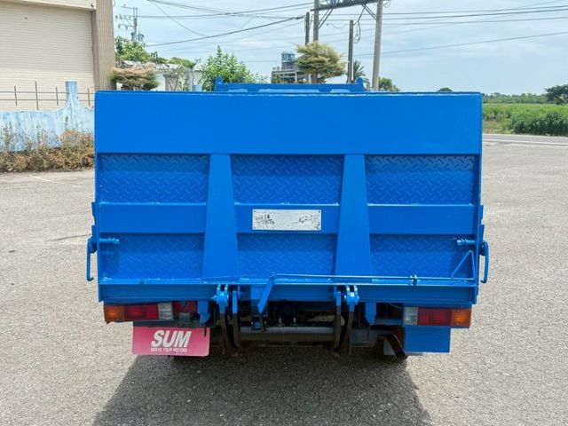 ( 生財工具 ) 電動升降尾門/車斗軟墊/倒車顯影  第11張相片