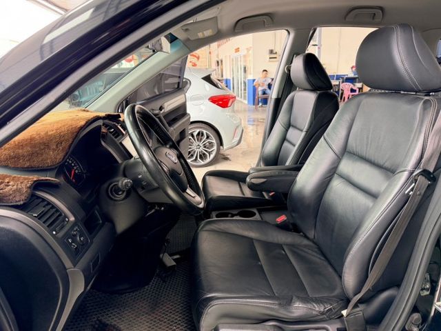 定速/雙區恆溫/倒車顯影/導航/CarPlay  第8張相片