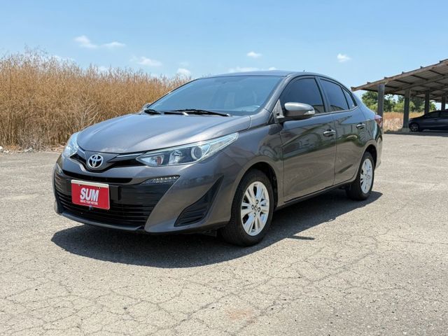 便宜代步車 多媒體影音/倒車顯影/導航/電折後視鏡  第1張相片