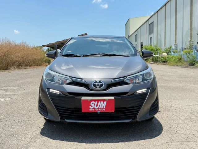 便宜代步車 多媒體影音/倒車顯影/導航/電折後視鏡  第2張相片