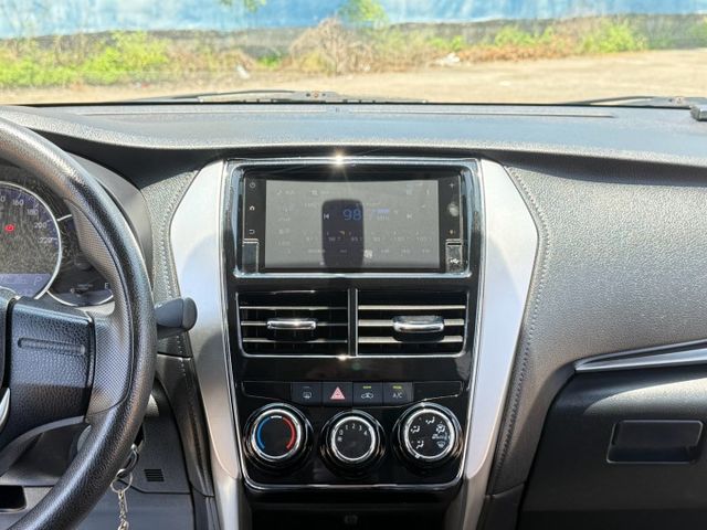 便宜代步車 多媒體影音/倒車顯影/導航/電折後視鏡  第6張相片