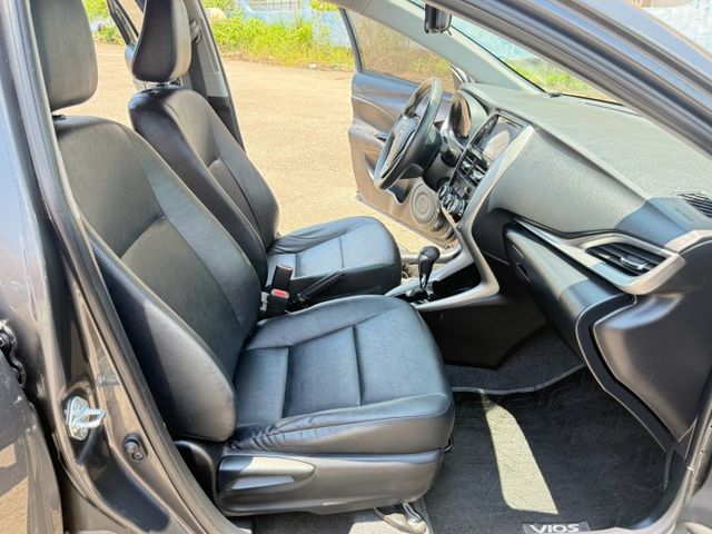 便宜代步車 多媒體影音/倒車顯影/導航/電折後視鏡  第11張相片