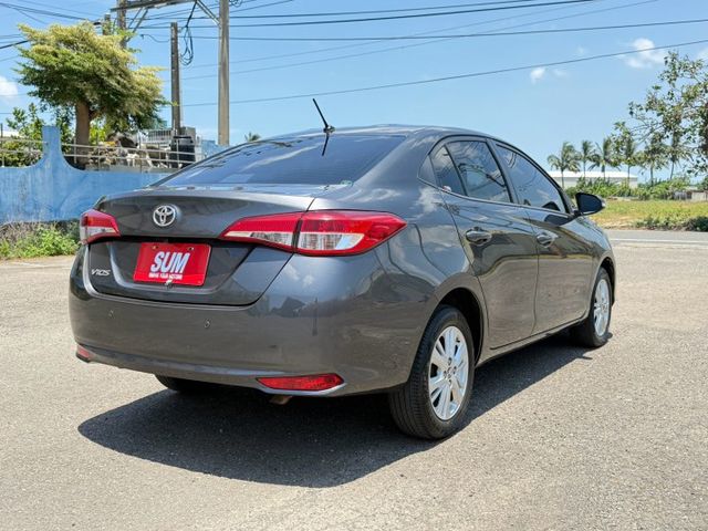 便宜代步車 多媒體影音/倒車顯影/導航/電折後視鏡  第14張相片