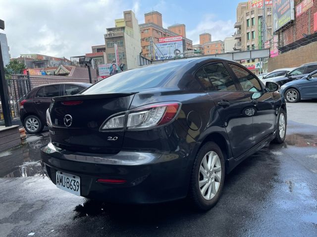 MAZDA馬自達 MAZDA 3  第2張相片