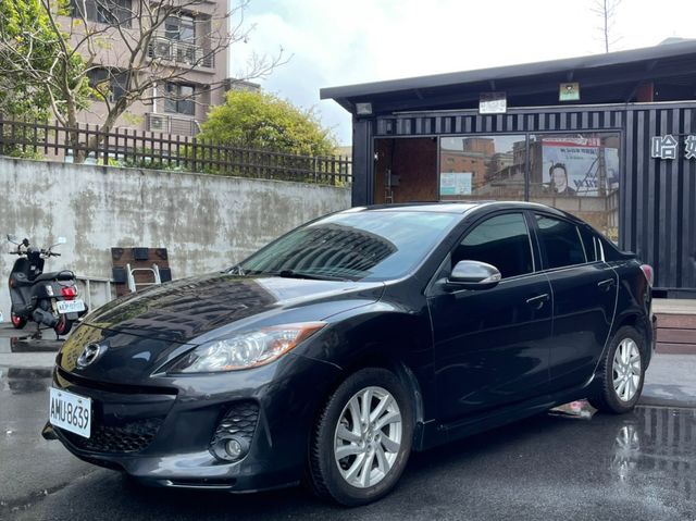 MAZDA馬自達 MAZDA 3  第9張相片