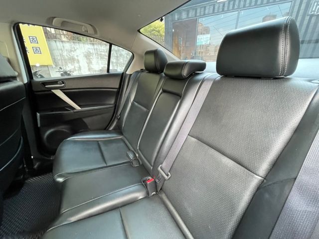 MAZDA馬自達 MAZDA 3  第10張相片