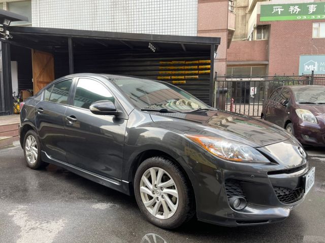 MAZDA馬自達 MAZDA 3  第11張相片