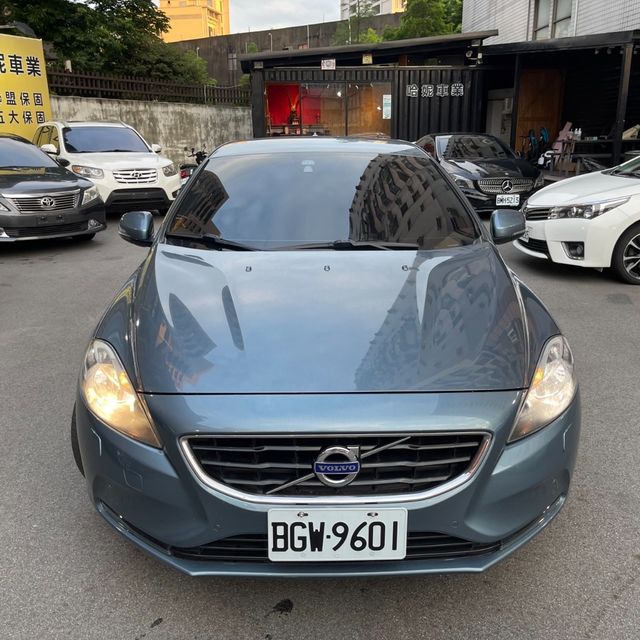 VOLVO富豪 V40  第3張相片
