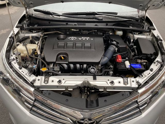 TOYOTA豐田 ALTIS  第6張相片
