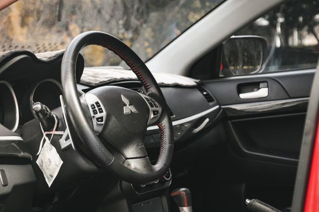 MITSUBISHI三菱 LANCER IO  第4張相片