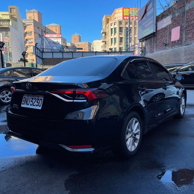 TOYOTA豐田 ALTIS  第2張相片