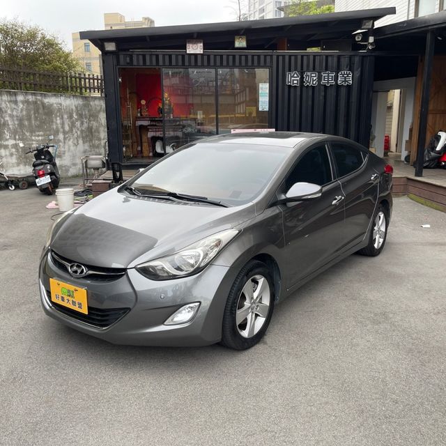 HYUNDAI現代 ELANTRA  第1張相片